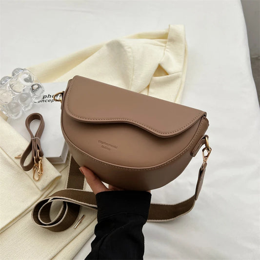 Small Leather Saddle Armpit Bags for Women 2023 Summer Chain Shoulder Crossbody Bag Ladies Vintage Underarm Handbags